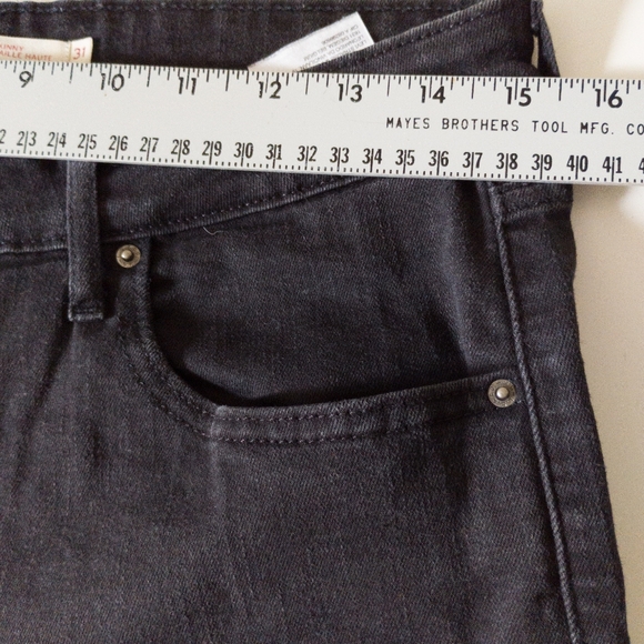 Levi's 721 High Rise Skinny Jeans Black Size 31 - Picture 7 of 11